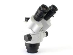 Microtec HM-4 body with photo tube & 1 Pair of focusing 15x eyepieces