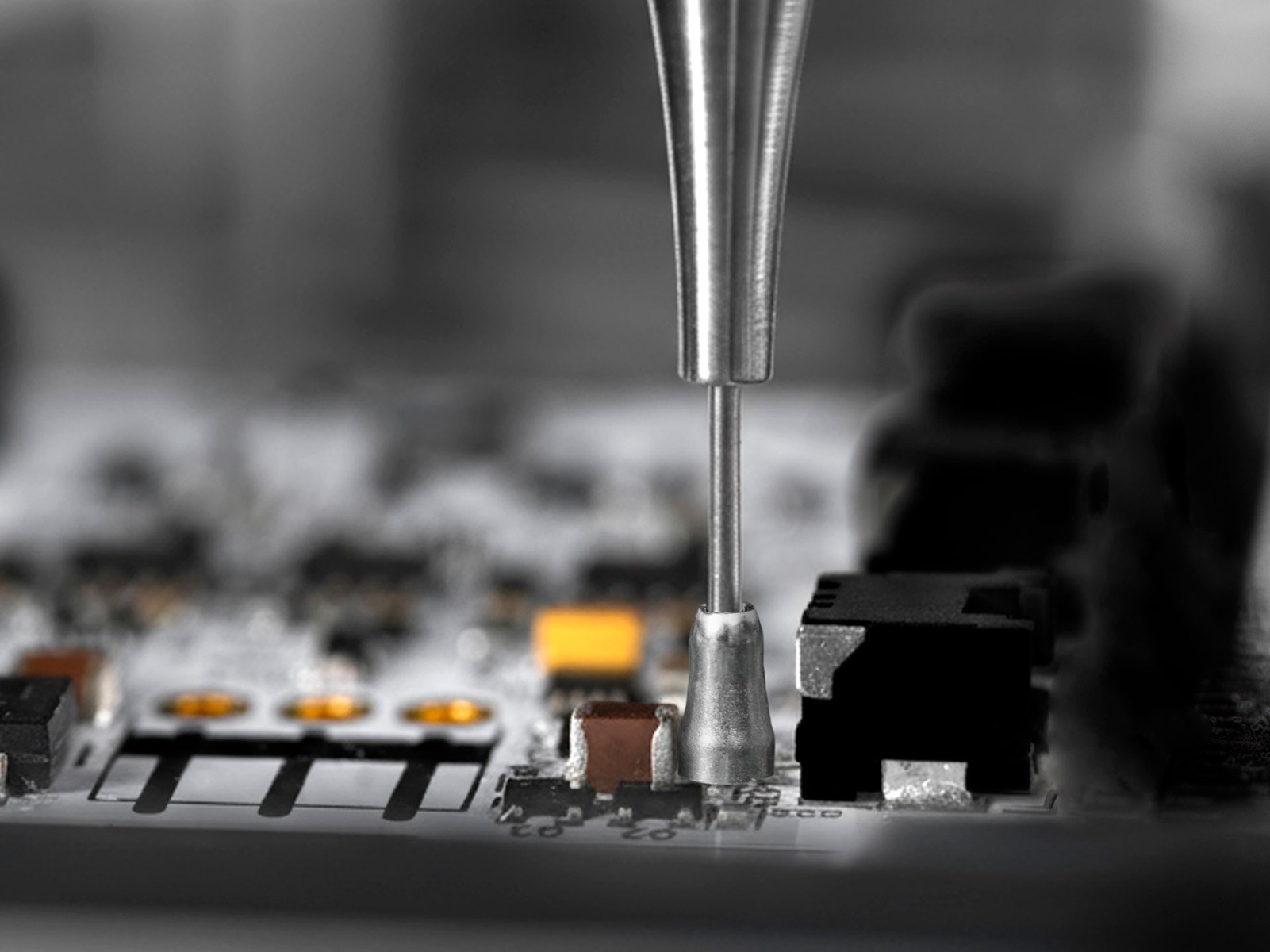 Precise Positioning of the TCP
